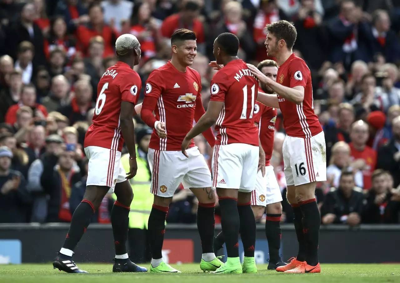 里昂碾压瓦伦西亚,博格巴2送出助攻 里昂碾压瓦伦西亚,博格巴2送出助攻