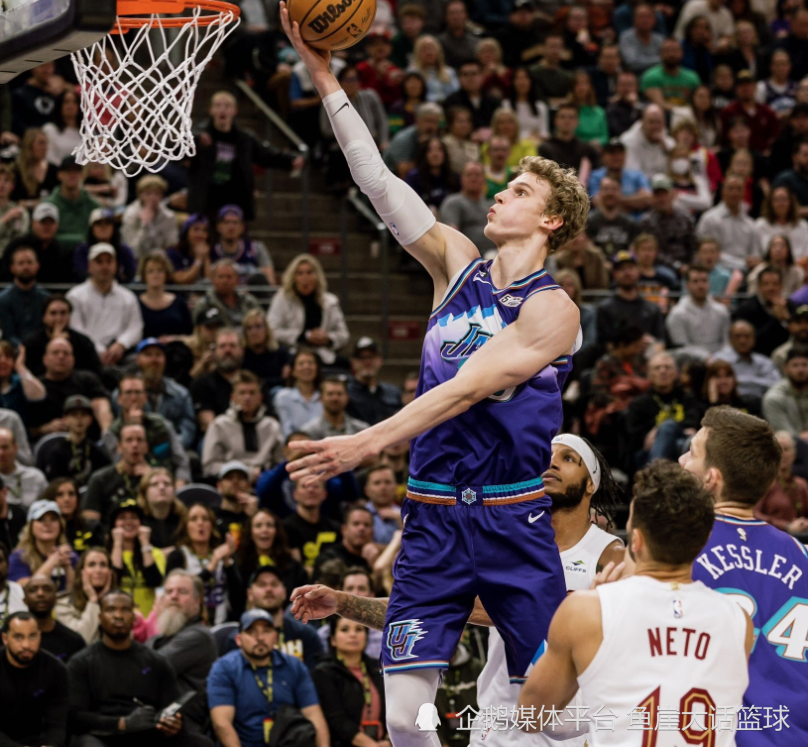 波兰男篮翻盘篮网，萨姆·米切尔爆发神勇的简单介绍