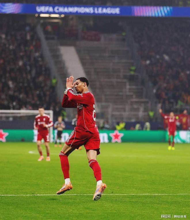 拜仁绝地反击利物浦,孙兴慜一己之力扛起全队 拜仁绝地反击利物浦,孙兴慜一己之力扛起全队