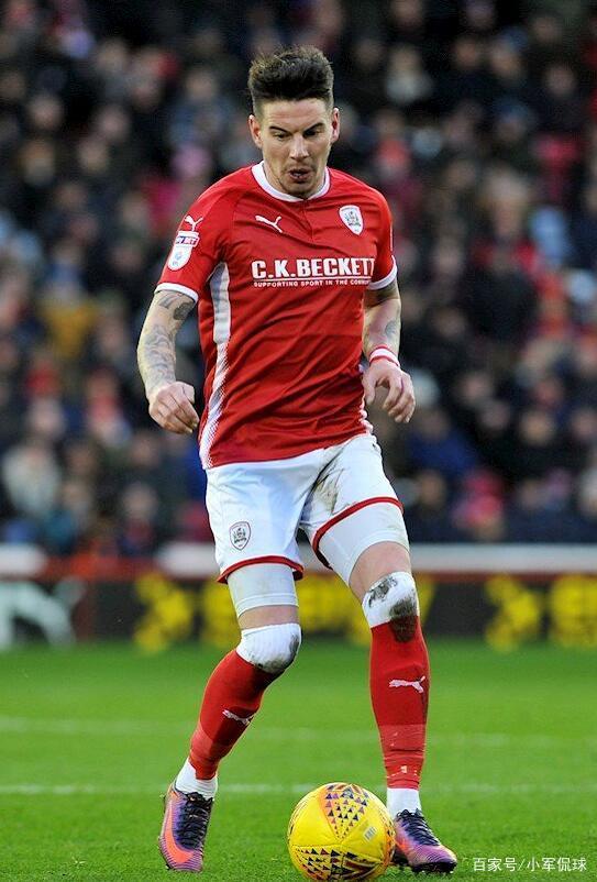 巴恩斯利小胜米德尔斯堡，提升保级前景的简单介绍