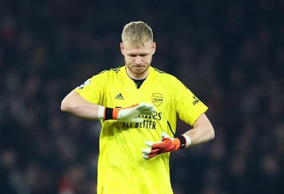 包含里昂遭遇困境，球队寻找突破口的词条