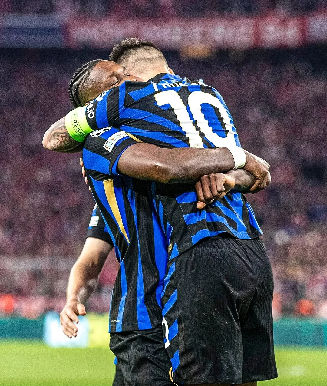 AC米兰一胜一负欧国联表现