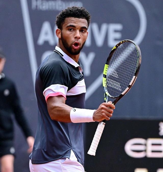 联合杯横扫戴维斯杯，西西帕斯惊艳四座的简单介绍