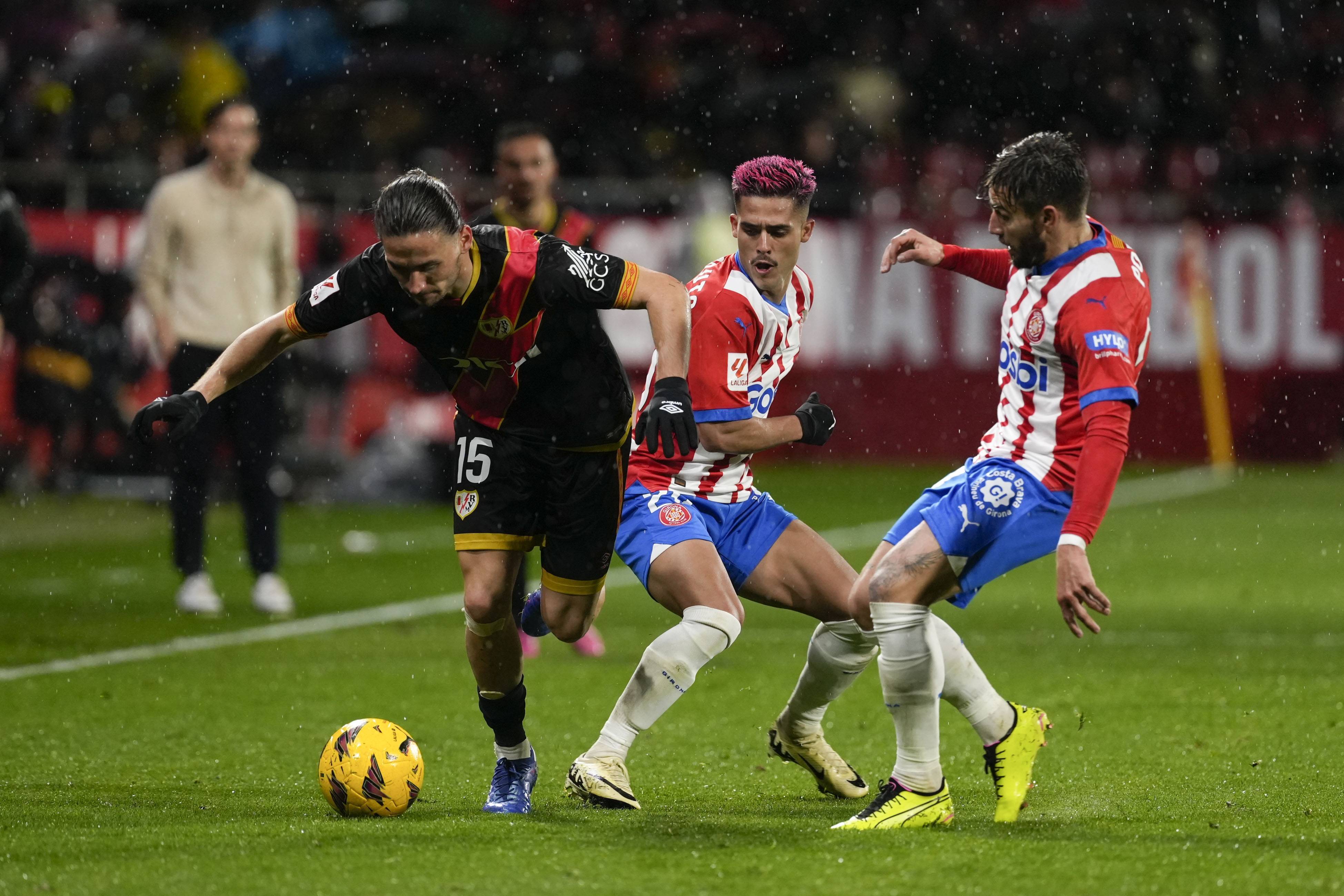 红牛二队逆转迈凯伦,勒克莱尔状态火热的简单介绍 红牛二队逆转迈凯伦,勒克莱尔状态火热的简单介绍