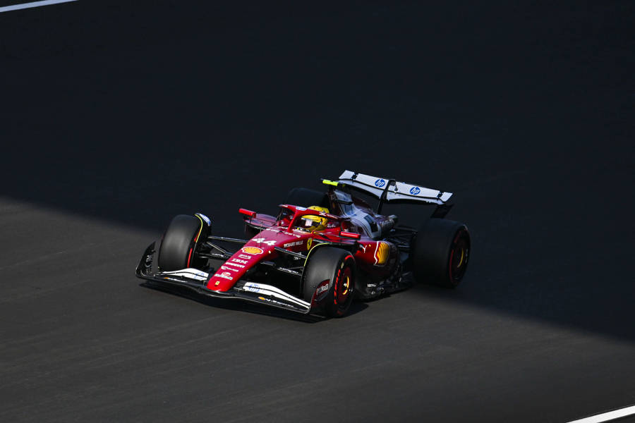 关于迈凯伦完胜索伯车队，汉密尔顿刷新纪录的信息