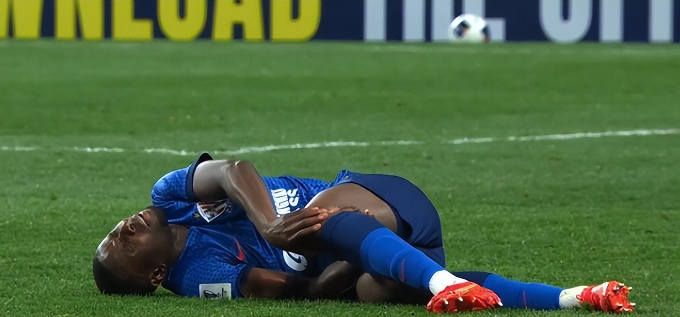 包含塞维利亚危机：核心球员遭到伤病的词条