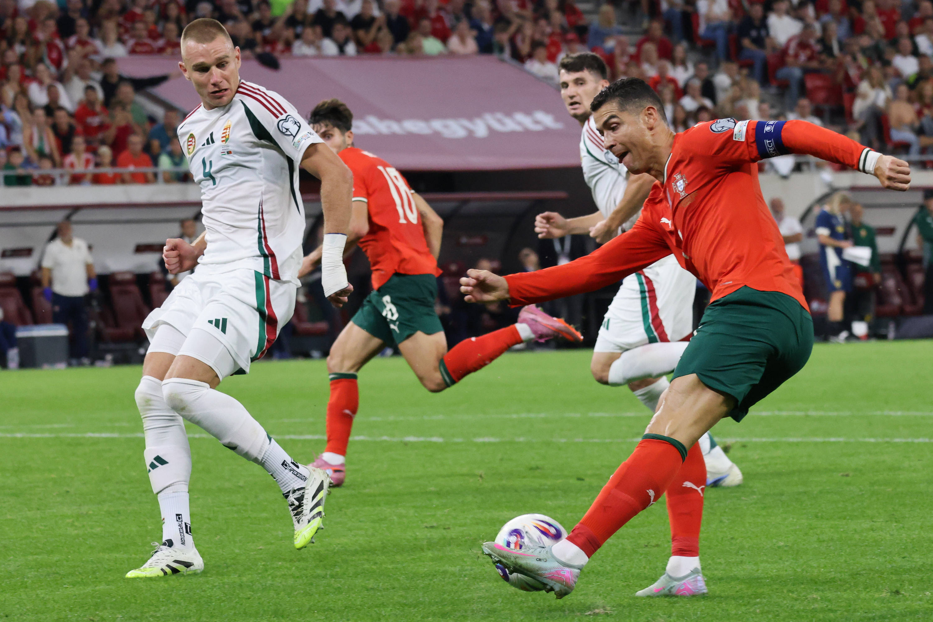 匈牙利不敌冰岛，无缘淘汰赛