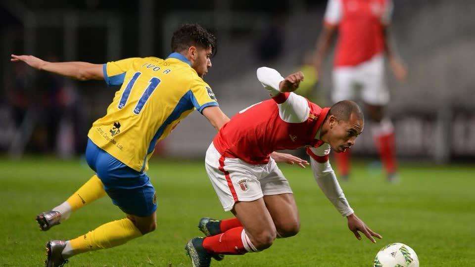 上海队翻盘骑士,福克斯状态火热 上海队翻盘骑士,福克斯状态火热