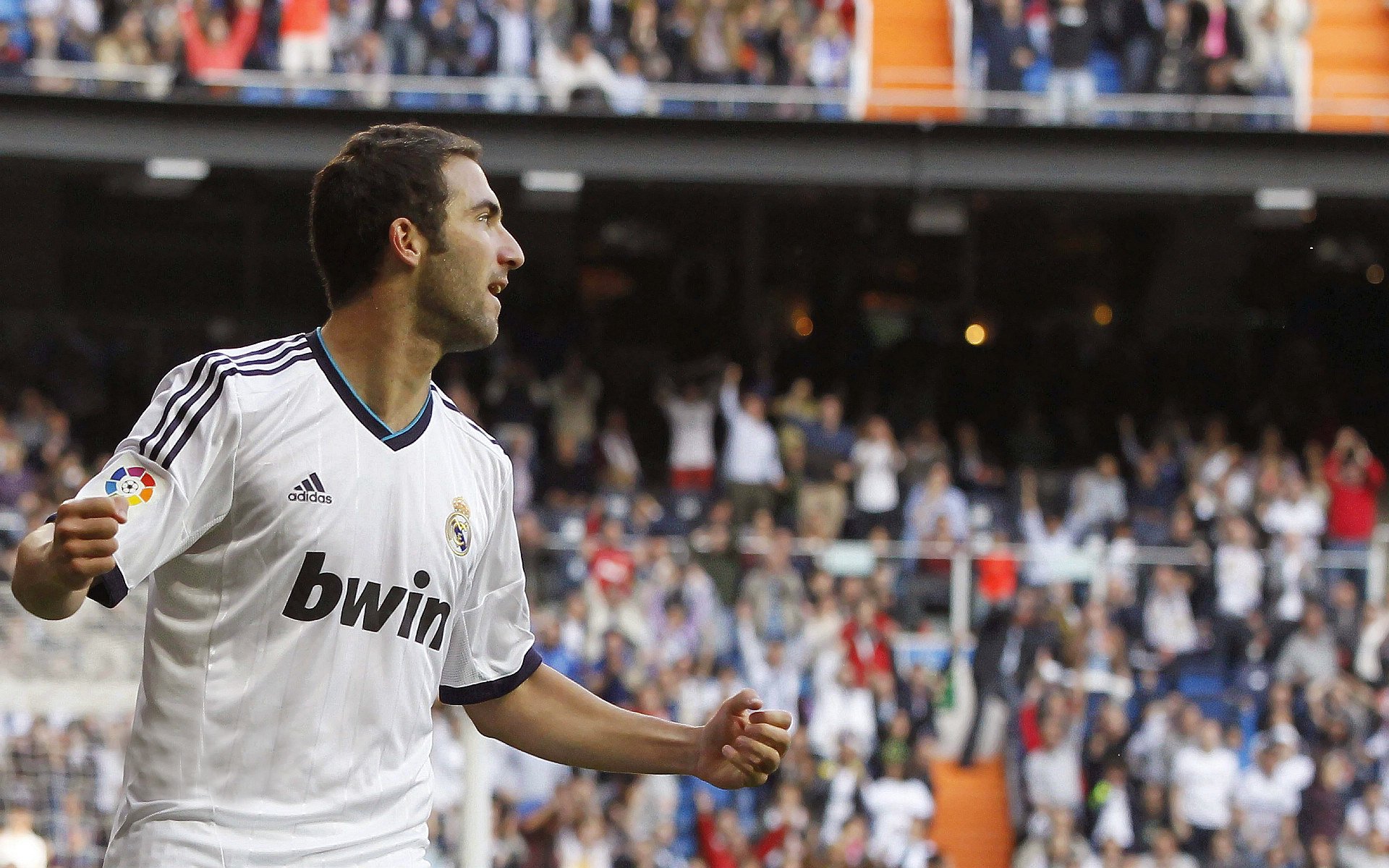 雄鹿一波流击溃76人，贝恩奥运前哨战上演接管时刻